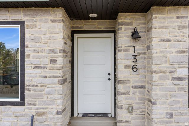 136 CHAMBORD CT, Sandy, UT 84070