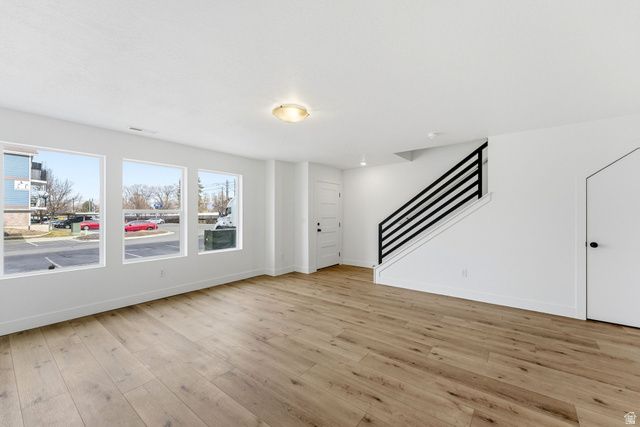 136 CHAMBORD CT, Sandy, UT 84070