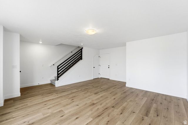 136 CHAMBORD CT, Sandy, UT 84070