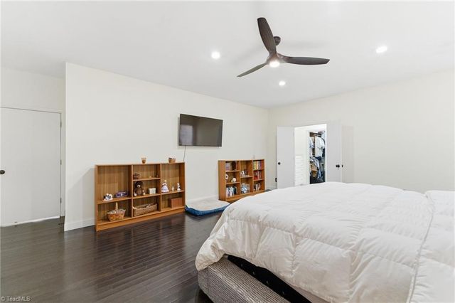 2400 Hunters Crossing Trail, Summerfield, NC 27358