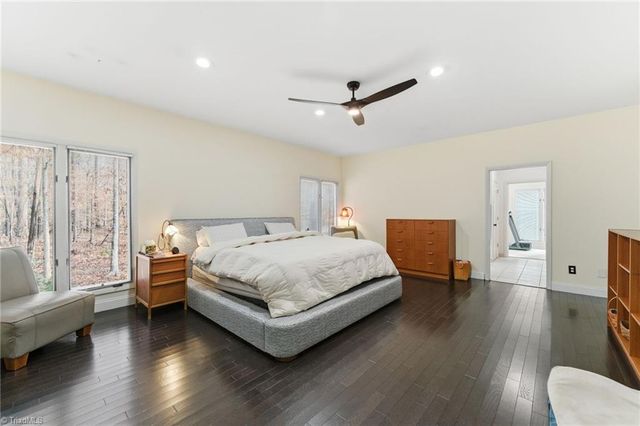 2400 Hunters Crossing Trail, Summerfield, NC 27358