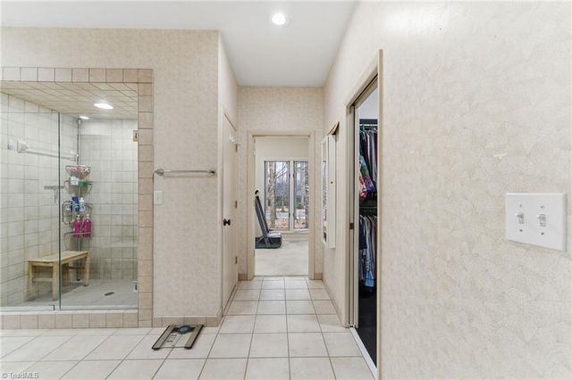 2400 Hunters Crossing Trail, Summerfield, NC 27358