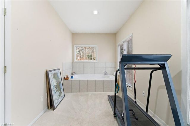 2400 Hunters Crossing Trail, Summerfield, NC 27358