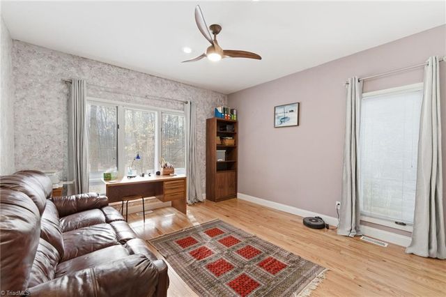 2400 Hunters Crossing Trail, Summerfield, NC 27358