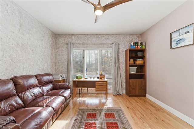 2400 Hunters Crossing Trail, Summerfield, NC 27358