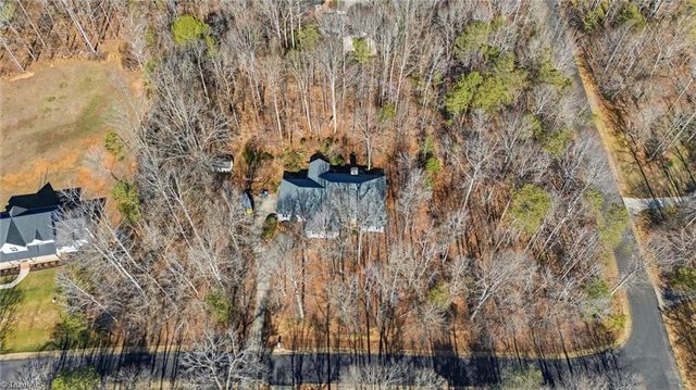2400 Hunters Crossing Trail, Summerfield, NC 27358