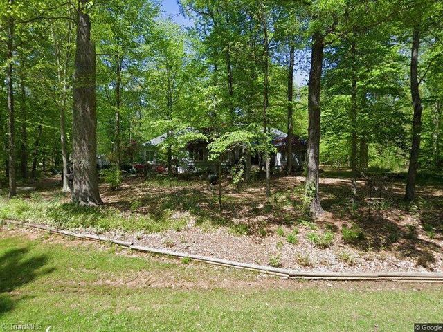 2400 Hunters Crossing Trail, Summerfield, NC 27358