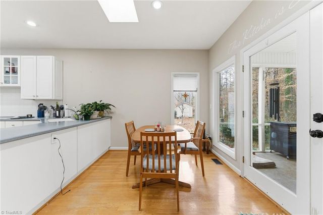 2400 Hunters Crossing Trail, Summerfield, NC 27358