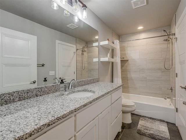 16717 Aragon Lane, Oklahoma City, OK 73170