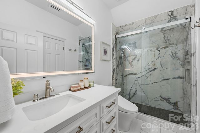 104 Gammon Point Court, Mooresville, NC 28117
