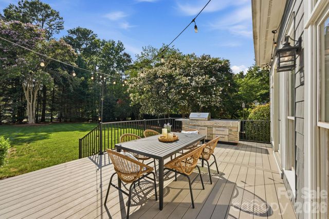 104 Gammon Point Court, Mooresville, NC 28117