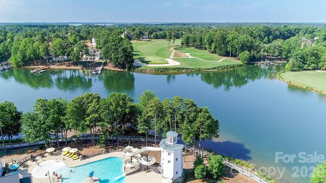 104 Gammon Point Court, Mooresville, NC 28117