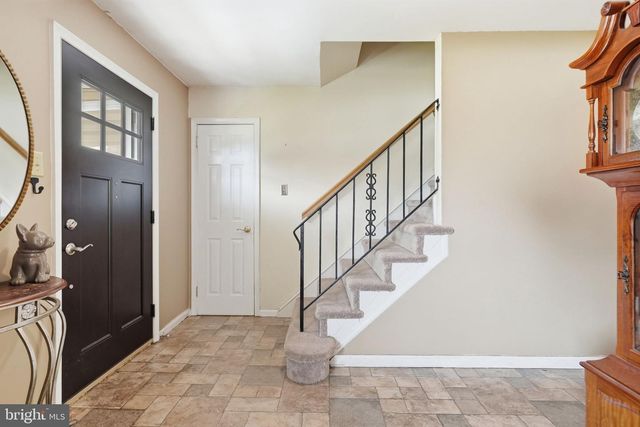 2437 W COLONIAL DR, Upper Chichester, PA 19061