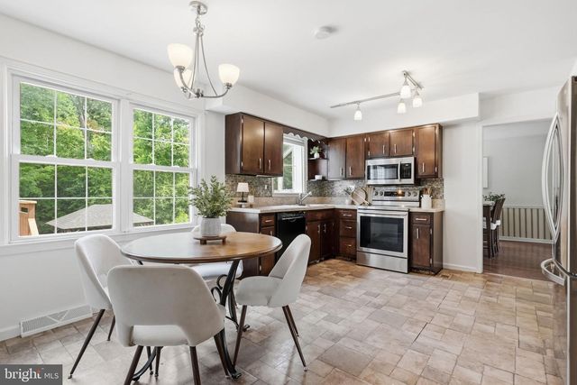 2437 W COLONIAL DR, Upper Chichester, PA 19061