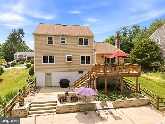 2437 W COLONIAL DR, Upper Chichester, PA 19061