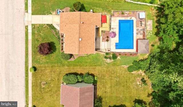 2437 W COLONIAL DR, Upper Chichester, PA 19061