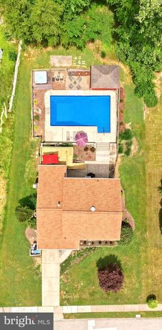 2437 W COLONIAL DR, Upper Chichester, PA 19061