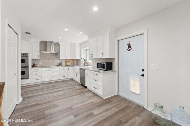 10552 INNISBROOK Drive, Jacksonville, FL 32222