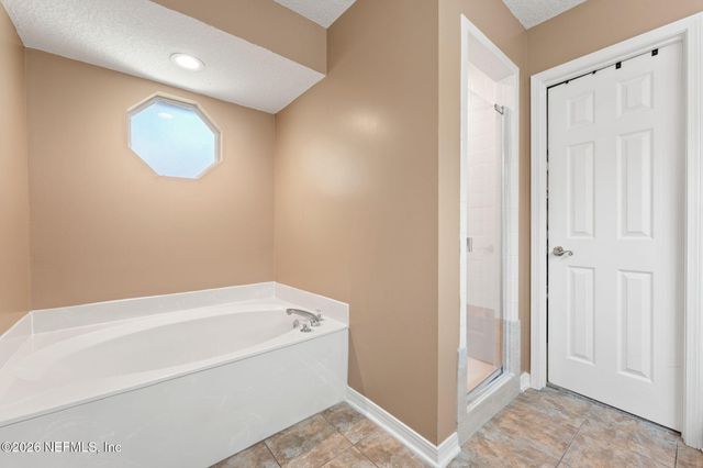 10552 INNISBROOK Drive, Jacksonville, FL 32222