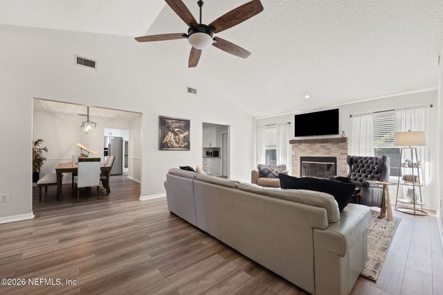 10552 INNISBROOK Drive, Jacksonville, FL 32222