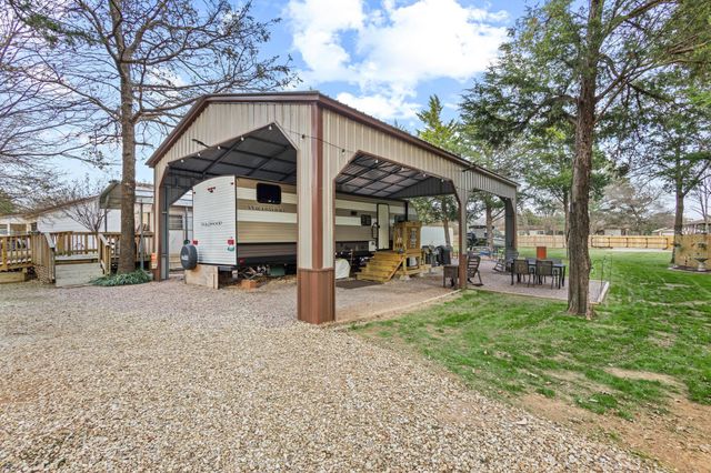 988 County Road, Gordonville, TX 76245