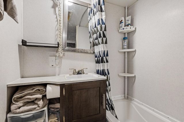 988 County Road, Gordonville, TX 76245