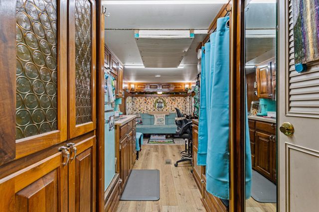 988 County Road, Gordonville, TX 76245