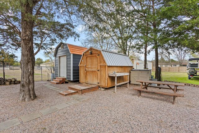 988 County Road, Gordonville, TX 76245