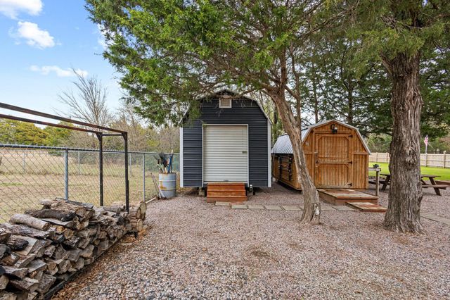 988 County Road, Gordonville, TX 76245