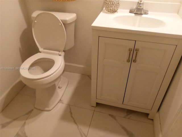 15288 SW 169th Ln, Miami, FL 33187