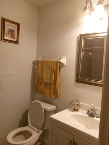 15288 SW 169th Ln, Miami, FL 33187