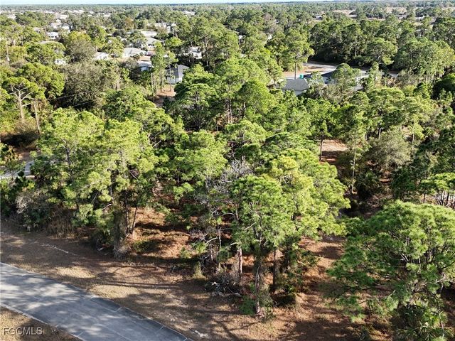 5010 Squaw LN, Labelle, FL 33935