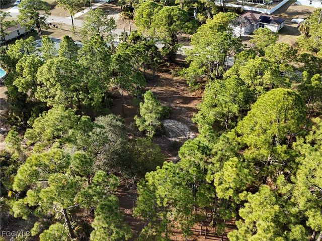 5010 Squaw LN, Labelle, FL 33935