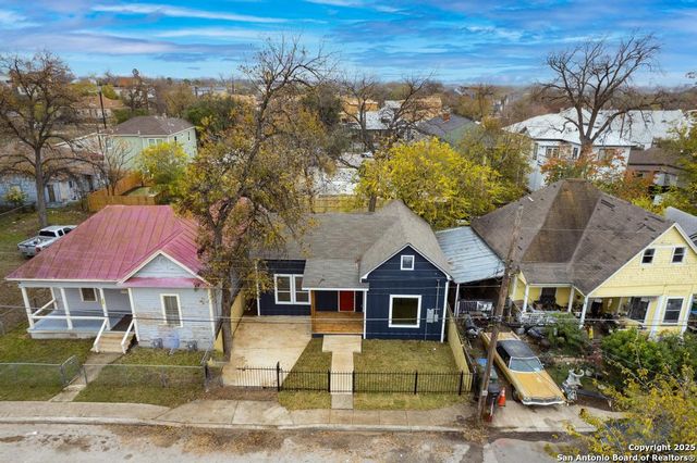220 Omaha St, San Antonio, TX 78203