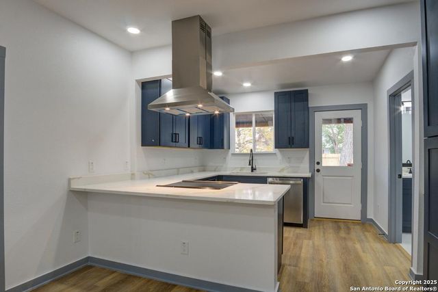 220 Omaha St, San Antonio, TX 78203