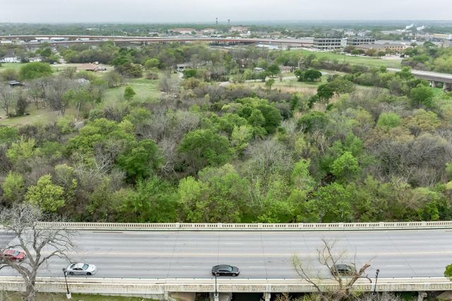 610 W Nash ST, Round Rock, TX 78664