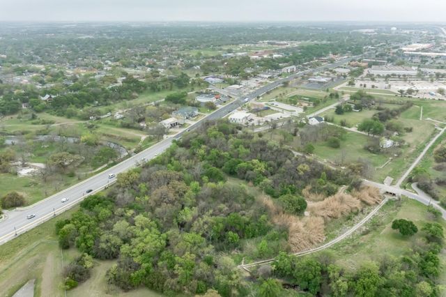 610 W Nash ST, Round Rock, TX 78664