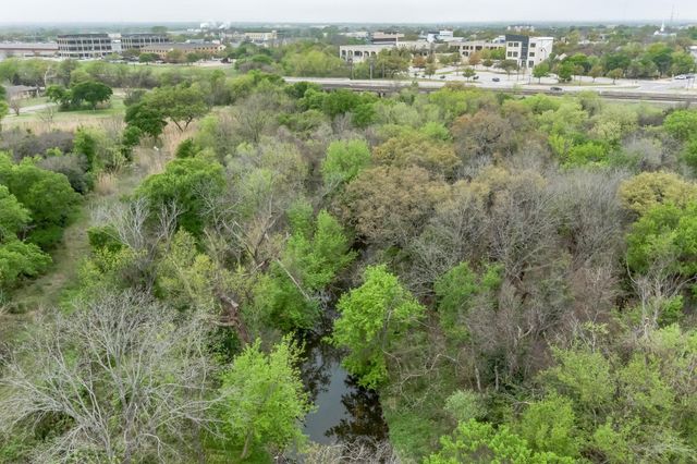 610 W Nash ST, Round Rock, TX 78664