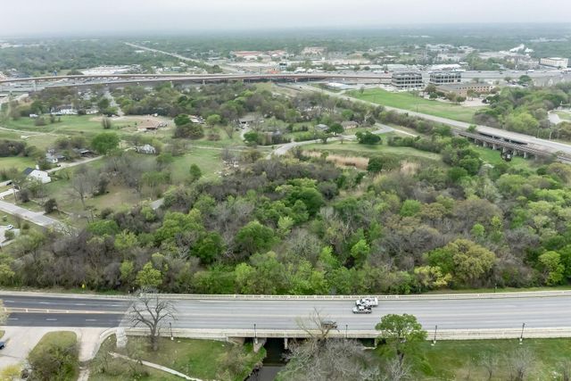 610 W Nash ST, Round Rock, TX 78664
