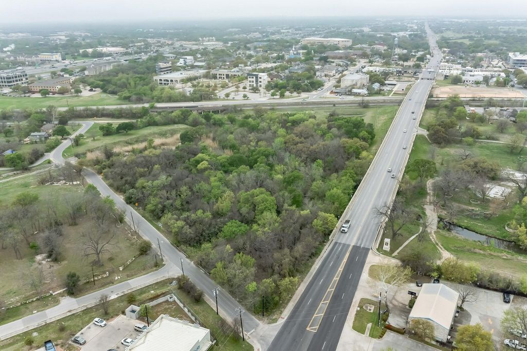 610 W Nash ST, Round Rock, TX 78664