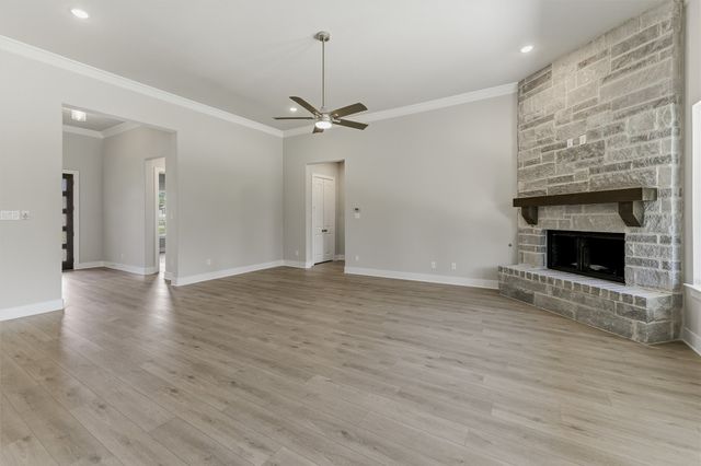 907 Perrin Lane, Van Alstyne, TX 75495