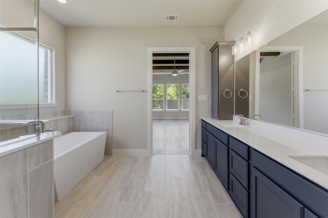 907 Perrin Lane, Van Alstyne, TX 75495