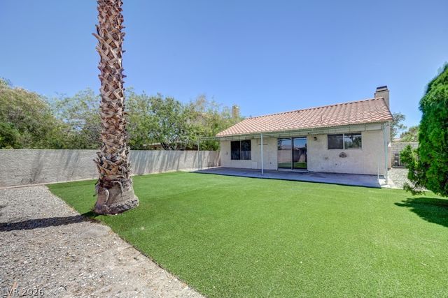 2414 Muirfield Avenue, Henderson, NV 89074