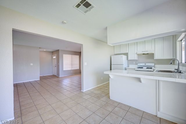 2414 Muirfield Avenue, Henderson, NV 89074
