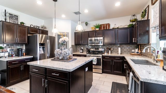 13159 W LARIAT Lane, Peoria, AZ 85383