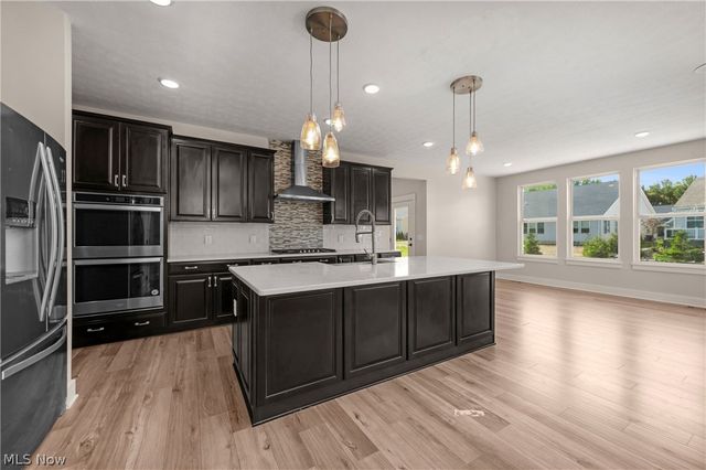 36603 Amalfi Road, North Ridgeville, OH 44039