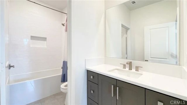 202 Zawn, Irvine, CA 92618