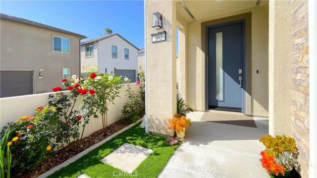 202 Zawn, Irvine, CA 92618