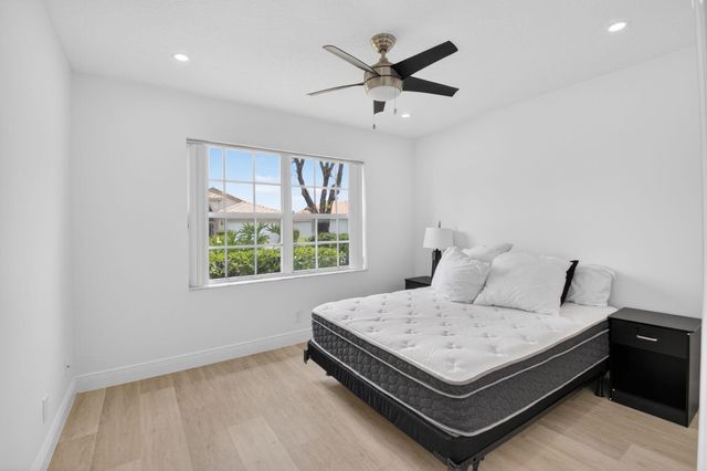11728 Dove Hollow Avenue, Boynton Beach, FL 33437