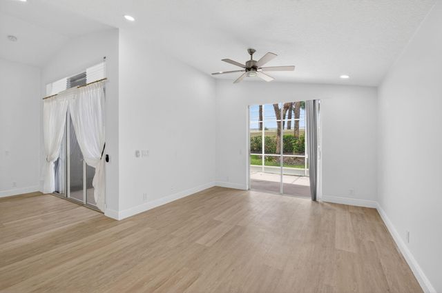 11728 Dove Hollow Avenue, Boynton Beach, FL 33437